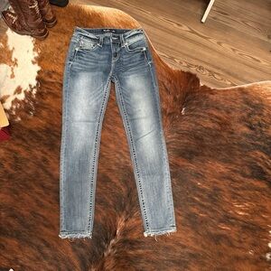 Miss Me Women's Faded Blue Skinny Jeans size 27